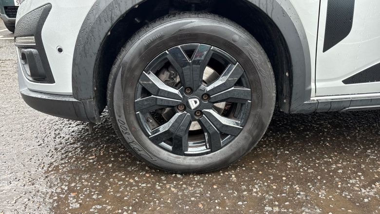 Dacia Jogger 1.0 TCe Extreme SE 5dr Petrol Estate